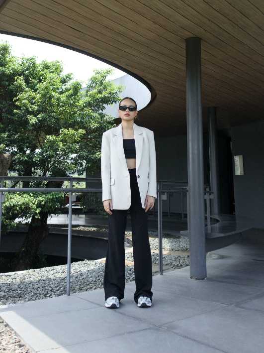 Gracia Oversized Blazer - Warm Sand