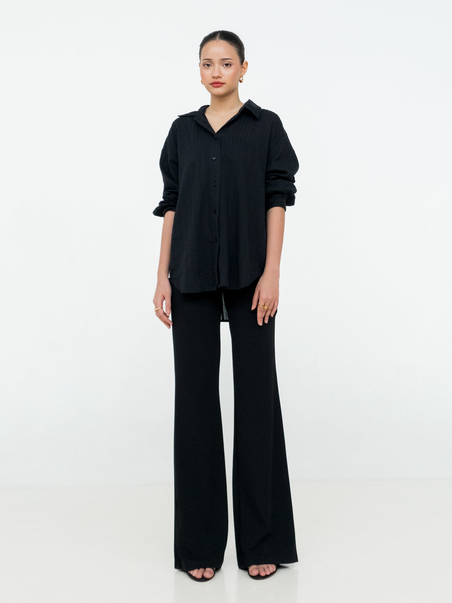 Alicia Embroidery Oversized Shirt - Black