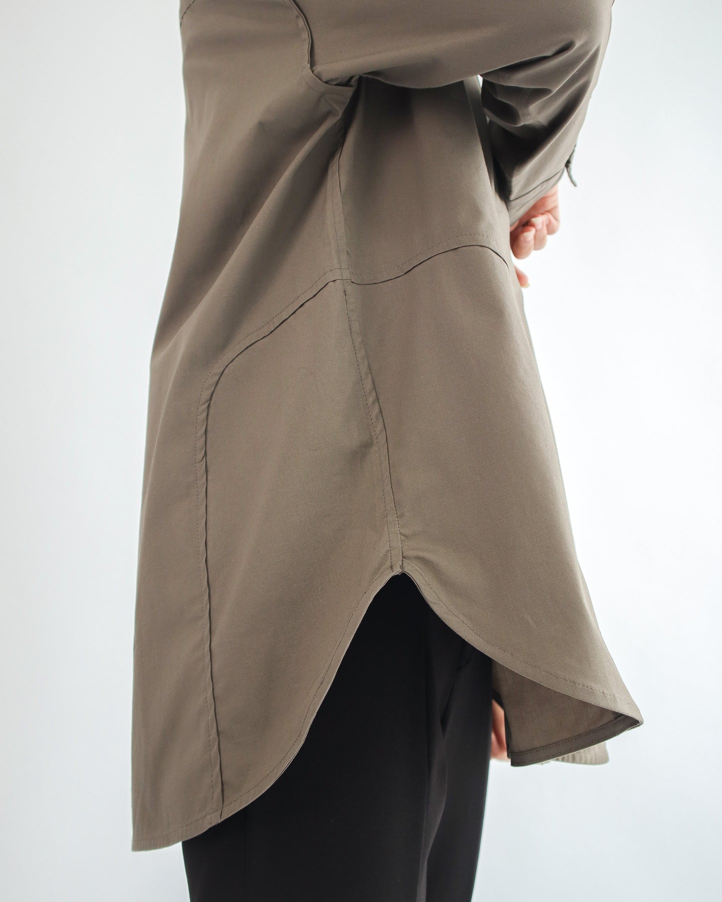 Stovia Crease Side Oversized Shirt - Dark Taupe