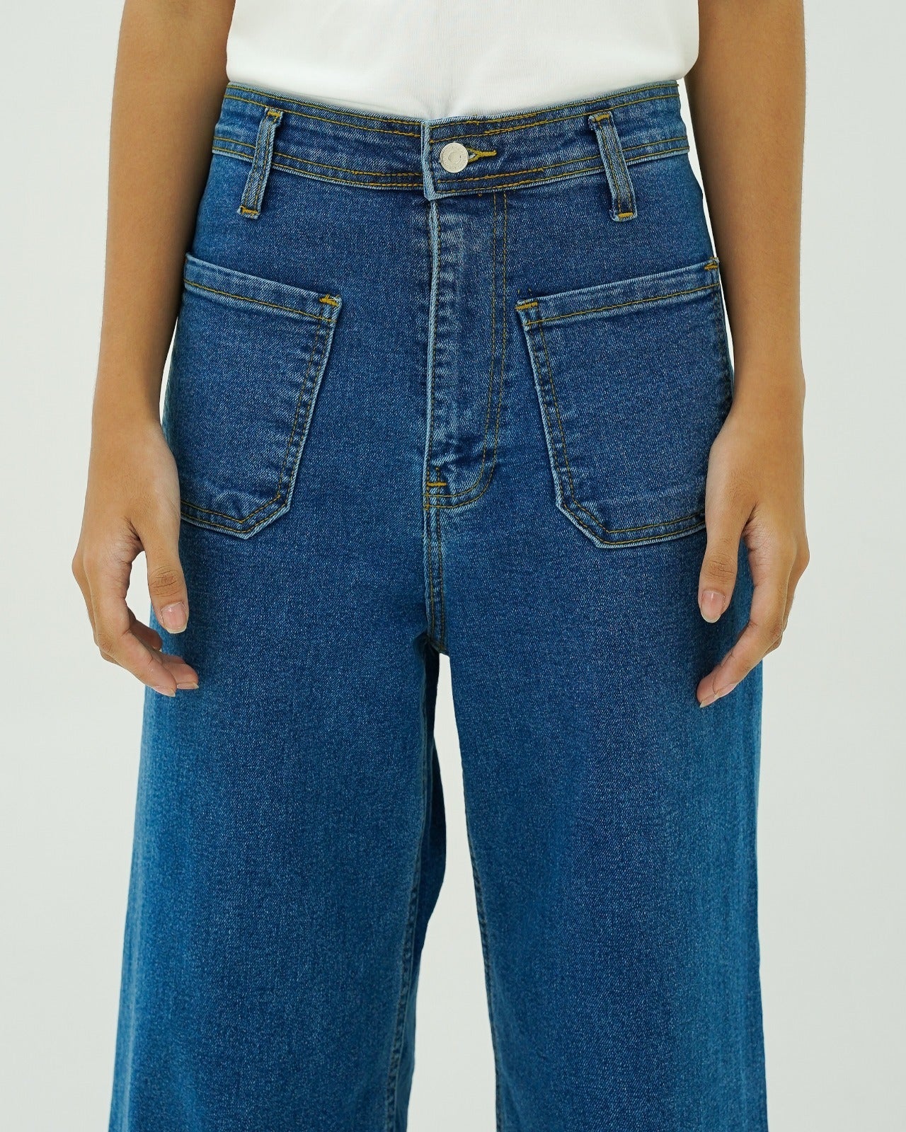 Dania Straight Leg Jeans - Medium Blue