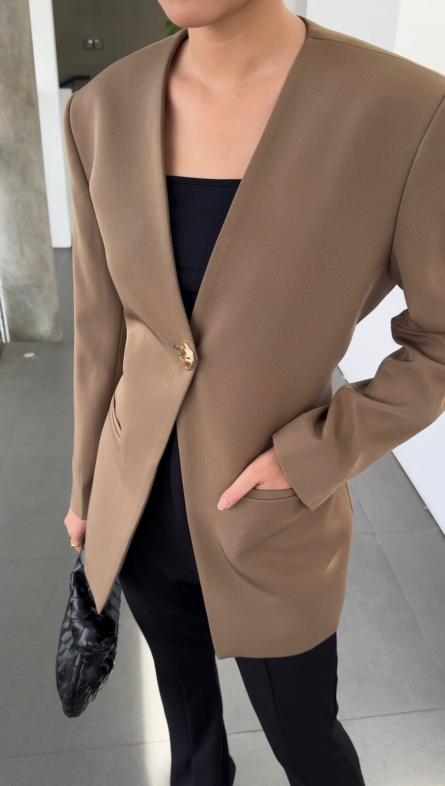Alia Assymetric Blazer - Taupe