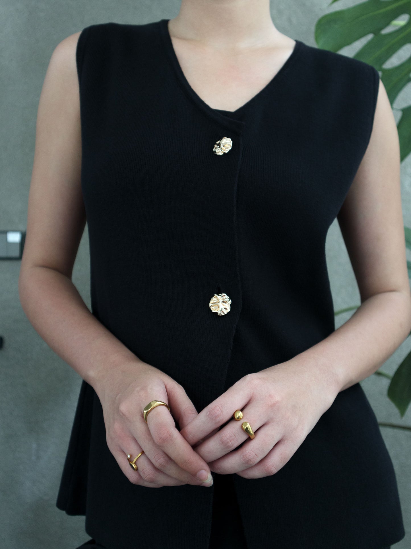 Florencia Knit Assymetric Top All Colours - Black