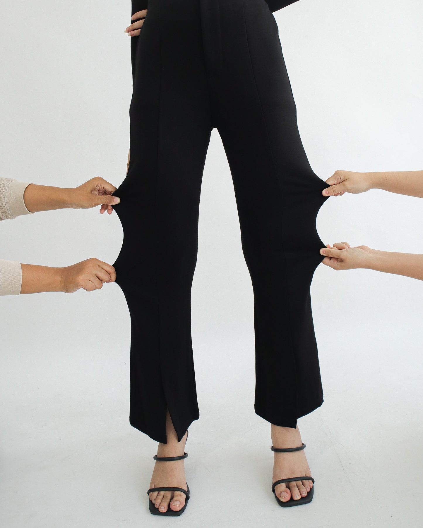 Alecia Flared Pants - Black