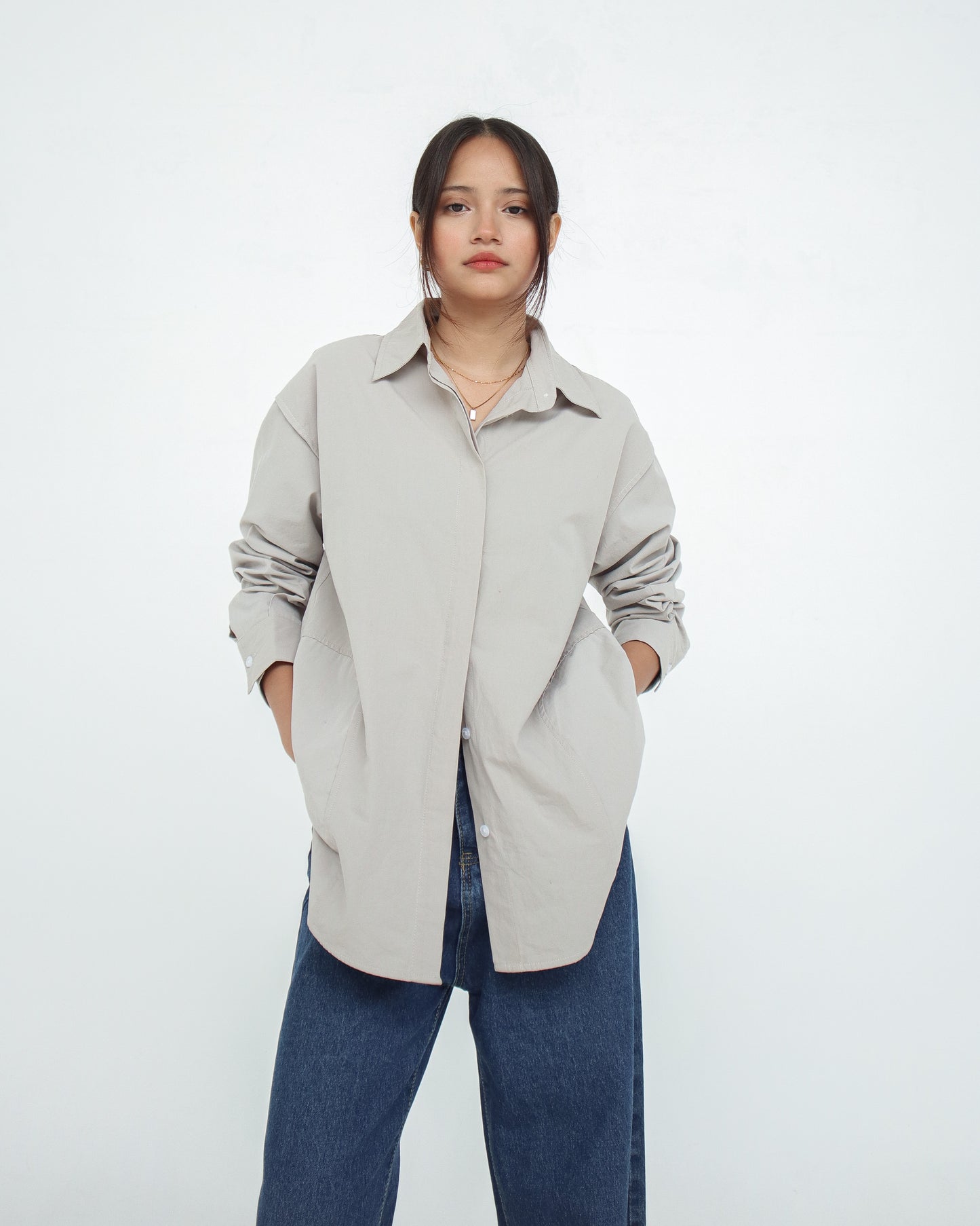 Stovia Crease Side Oversized Shirt