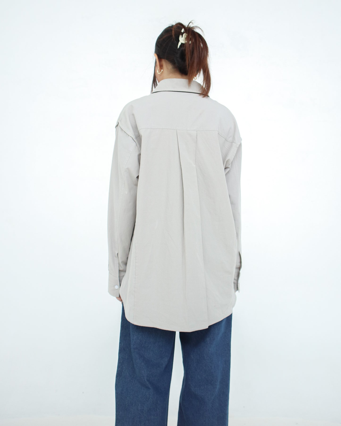 Stovia Crease Side Oversized Shirt