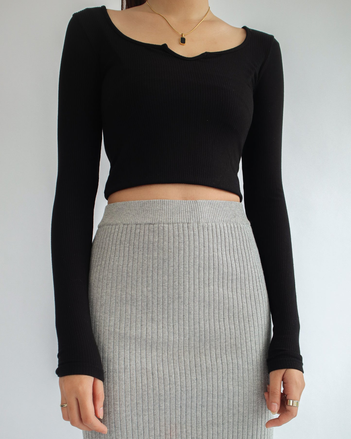 Sofia Ribbed Midi Skirt Grey