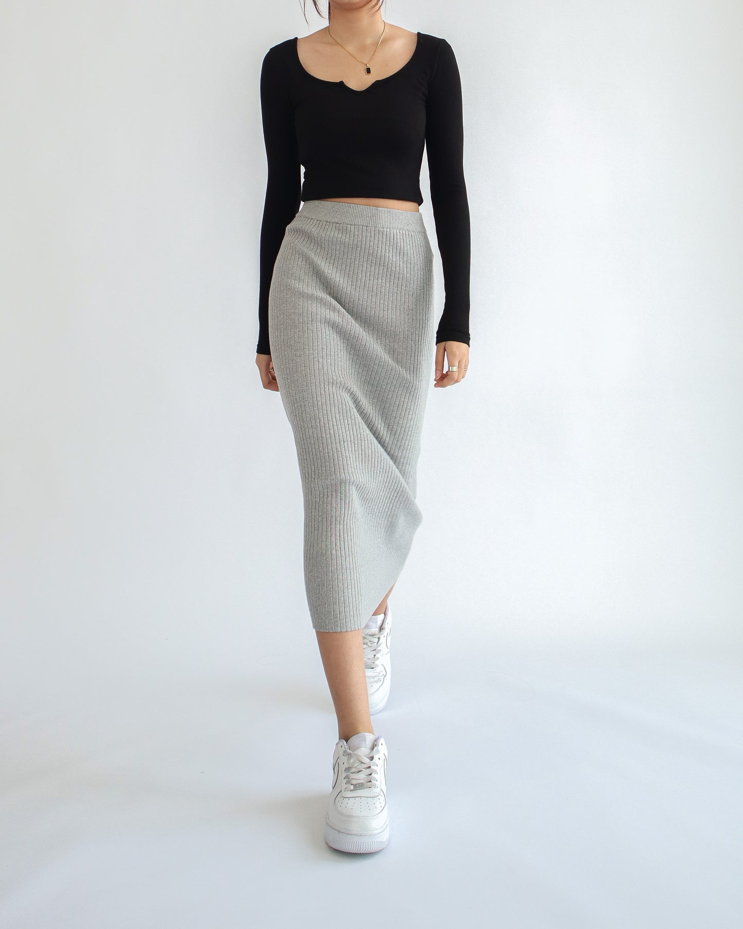 Sofia Ribbed Midi Skirt Grey