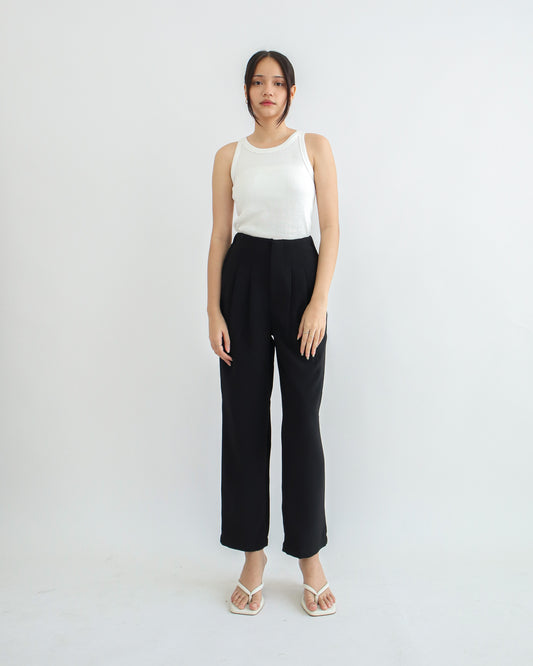 Tatia Highwaisted Ankle Pants with Darts - Black