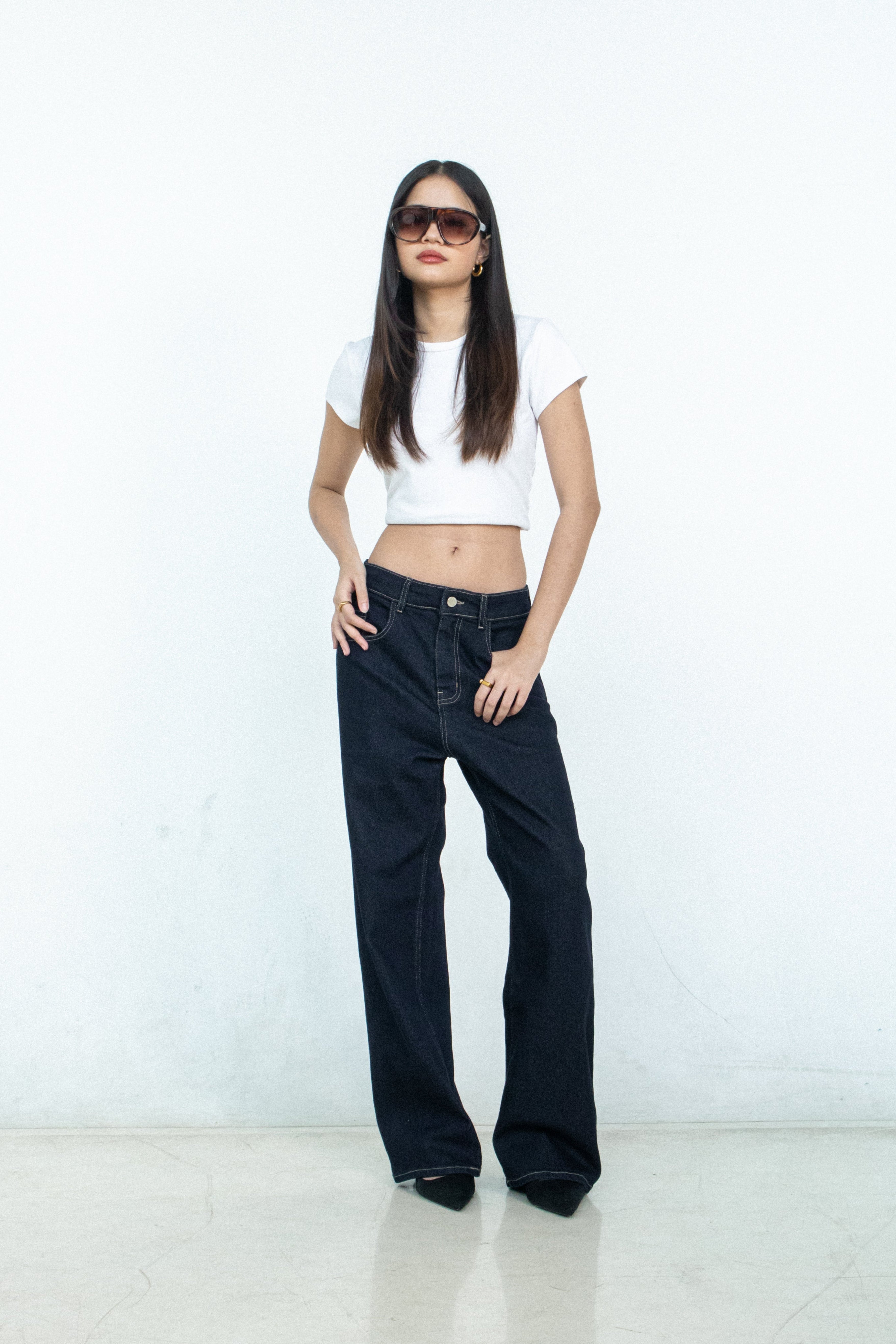 Oia Straight Jeans [PRE-ORDER]