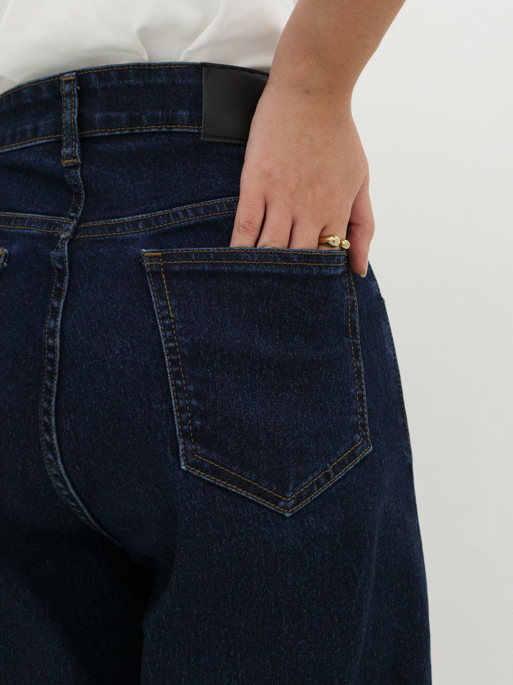 Cia Straight Jeans -  Dark Blue