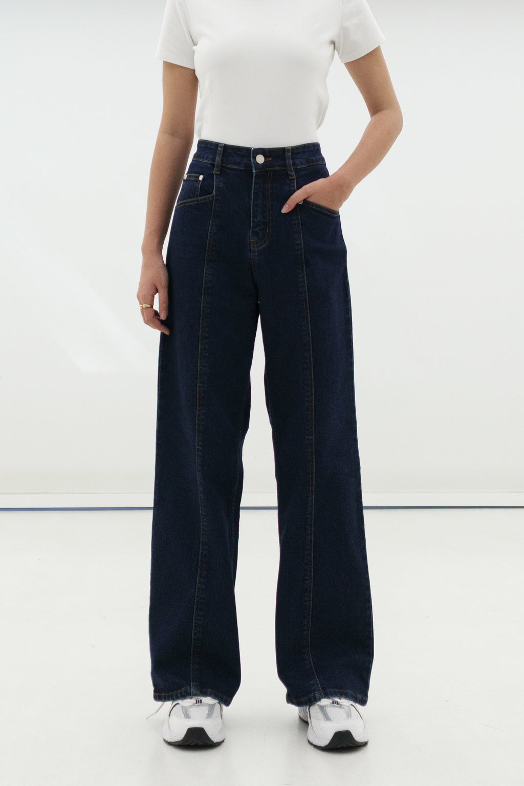 Cia Straight Leg Jeans