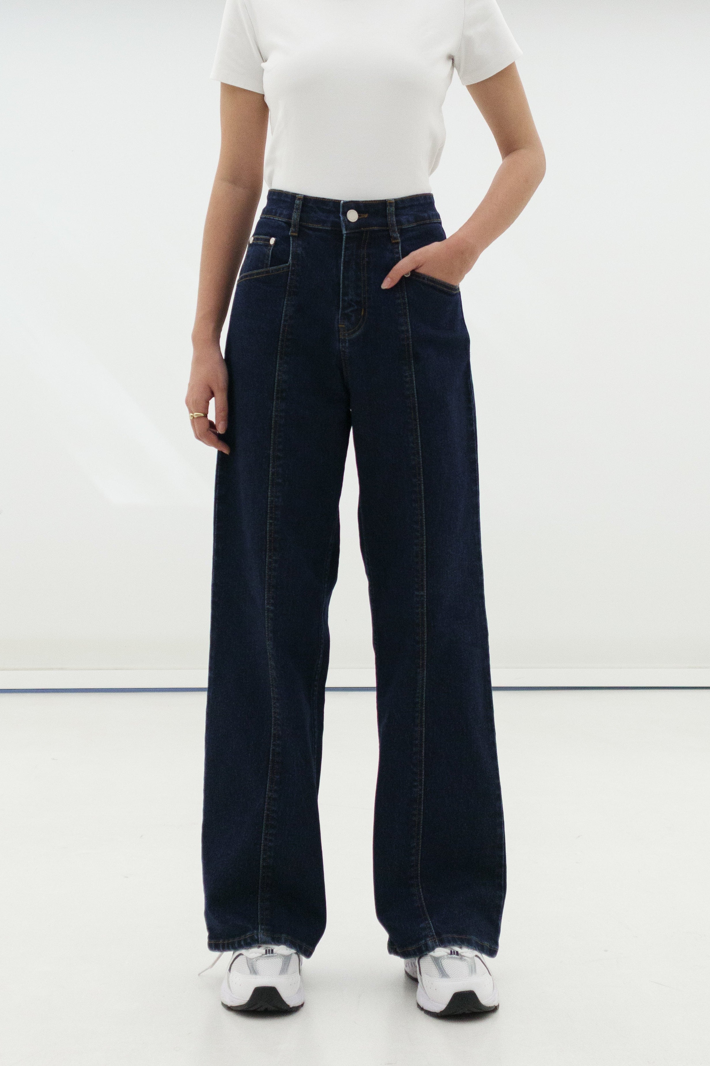 Cia Straight Leg Jeans
