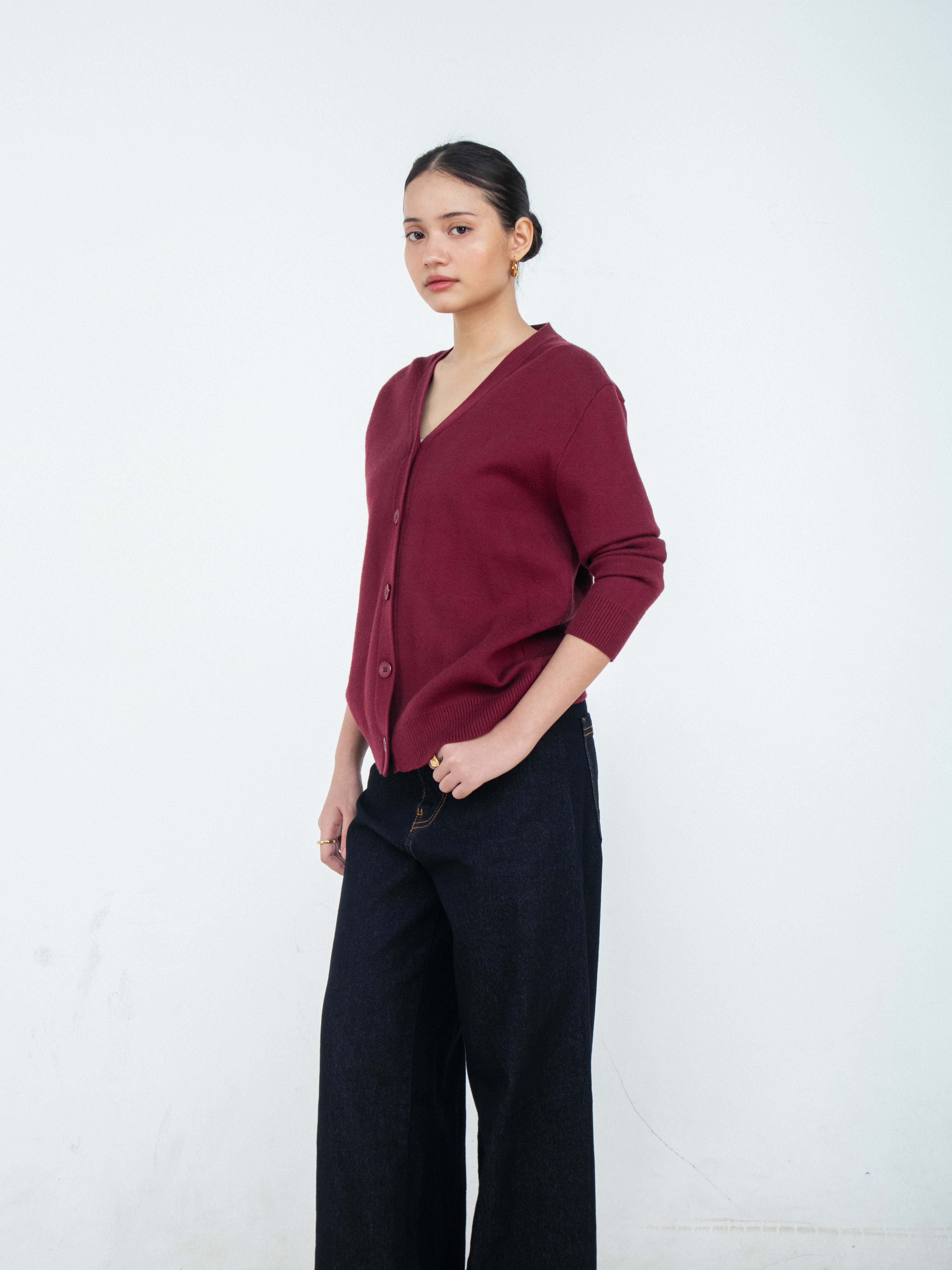 Kia V-neck Cardigan