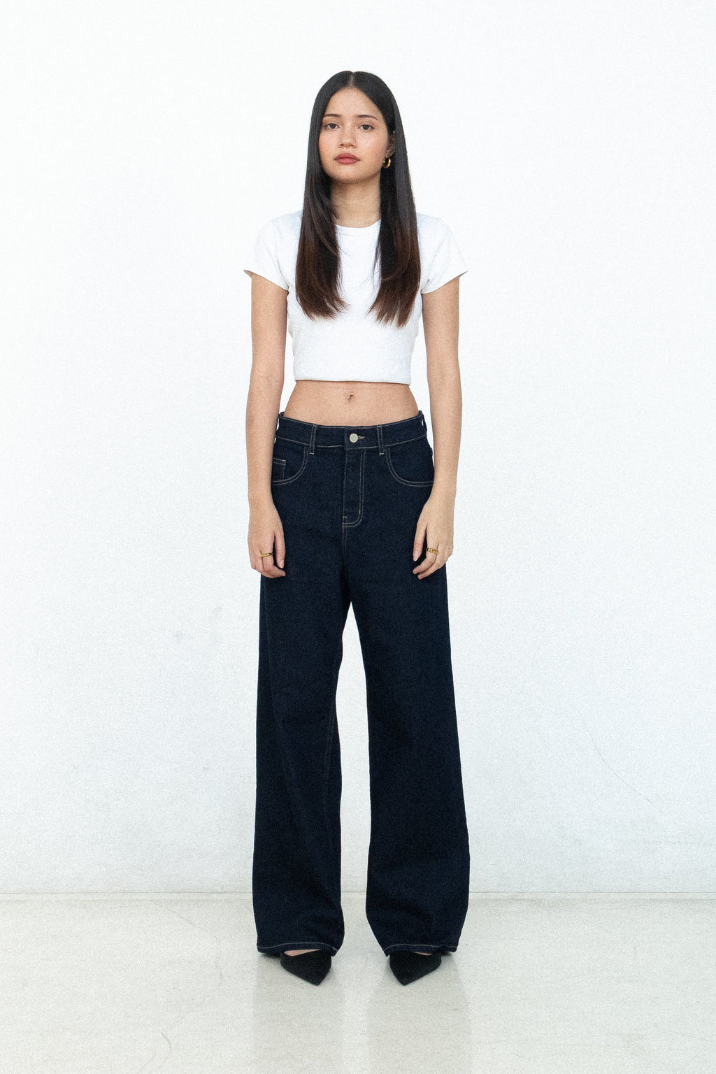 Oia Straight Jeans [PRE-ORDER]