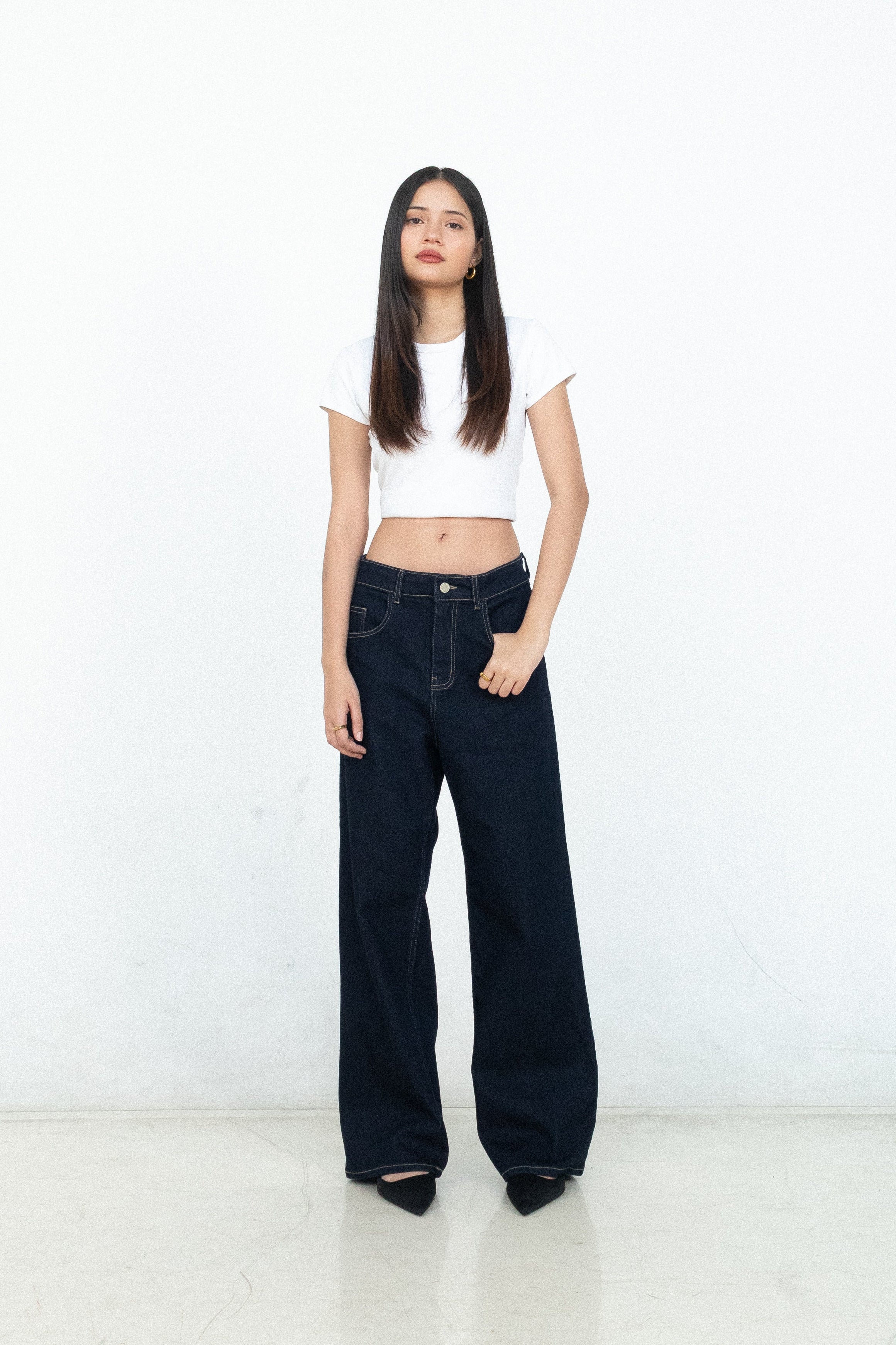 Oia Straight Jeans [PRE-ORDER]
