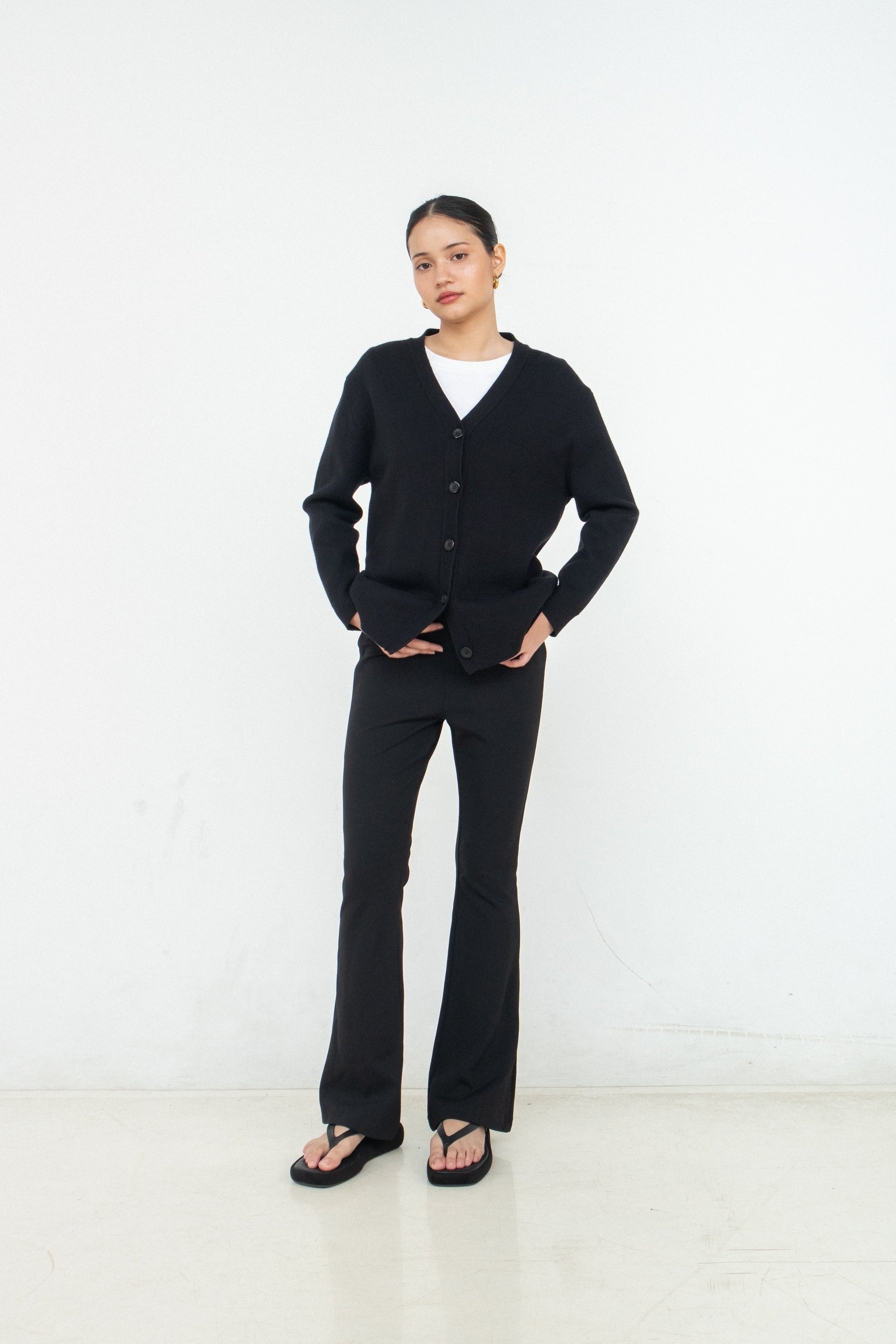 Kia V-neck Cardigan