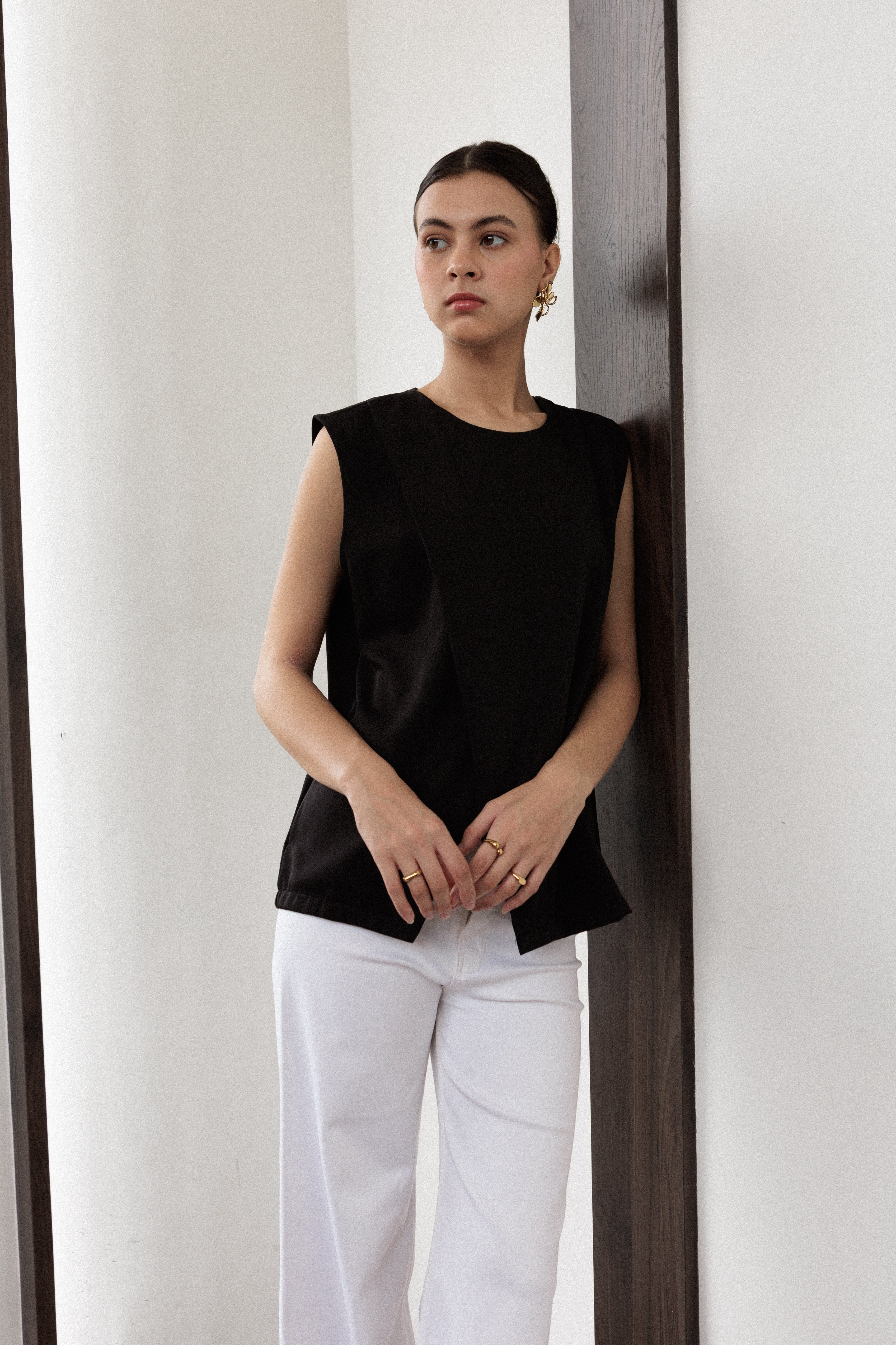 Victoria Assymetric Sleevesee