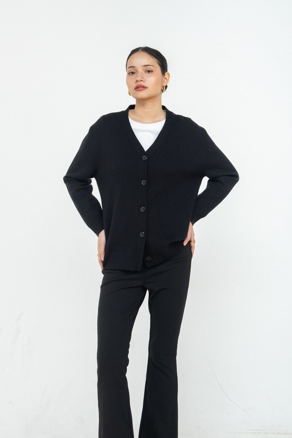 Kia V-neck Cardigan