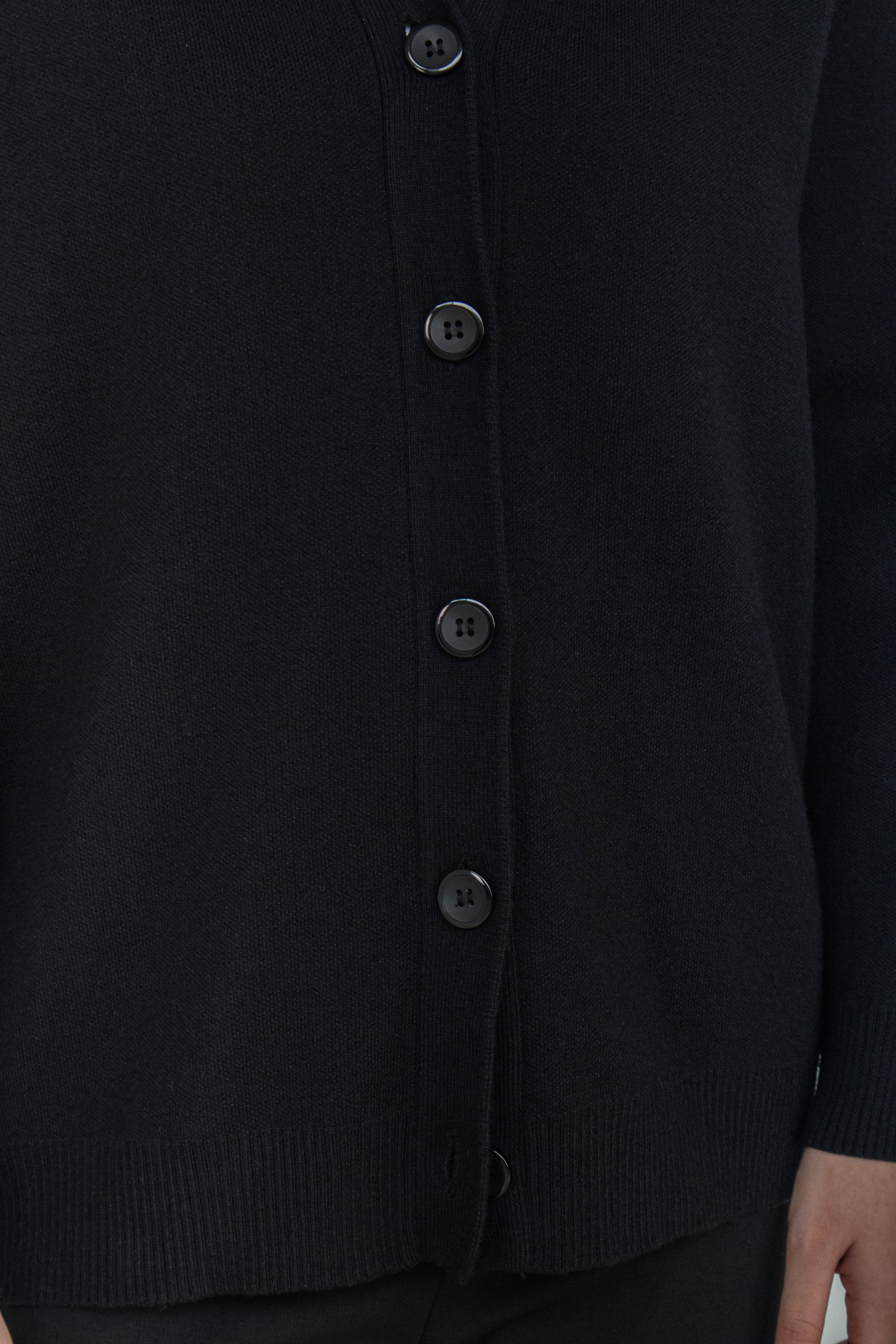 Kia V-neck Cardigan