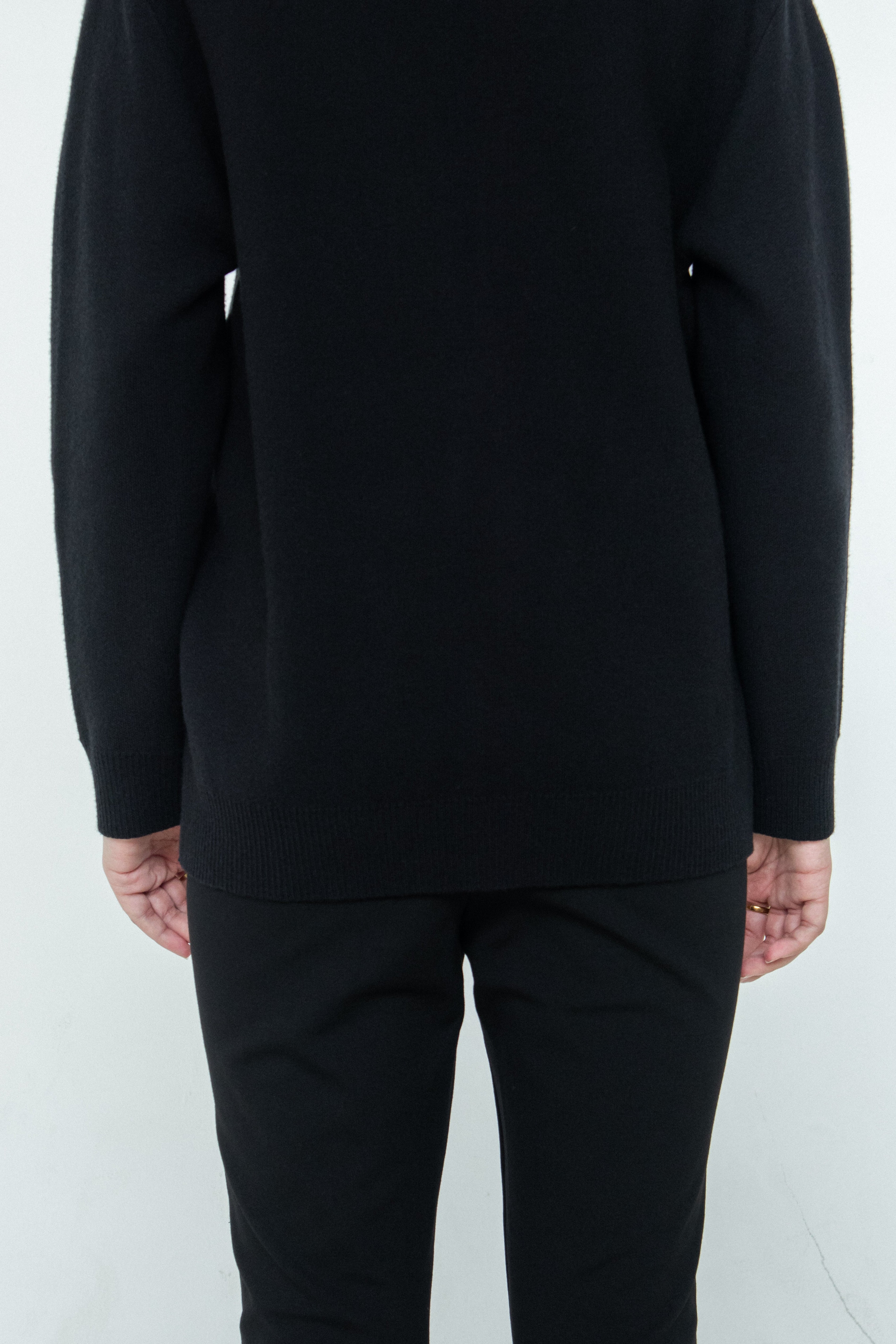 Kia V-neck Cardigan
