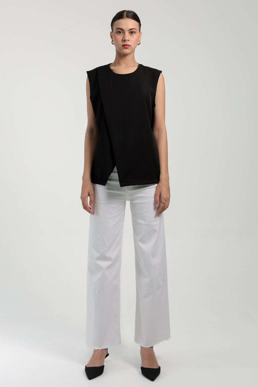 Victoria Assymetric Sleevesee