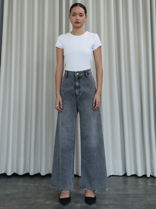 KAIAHATI - Gia Wide Leg Jeans Grey Wash