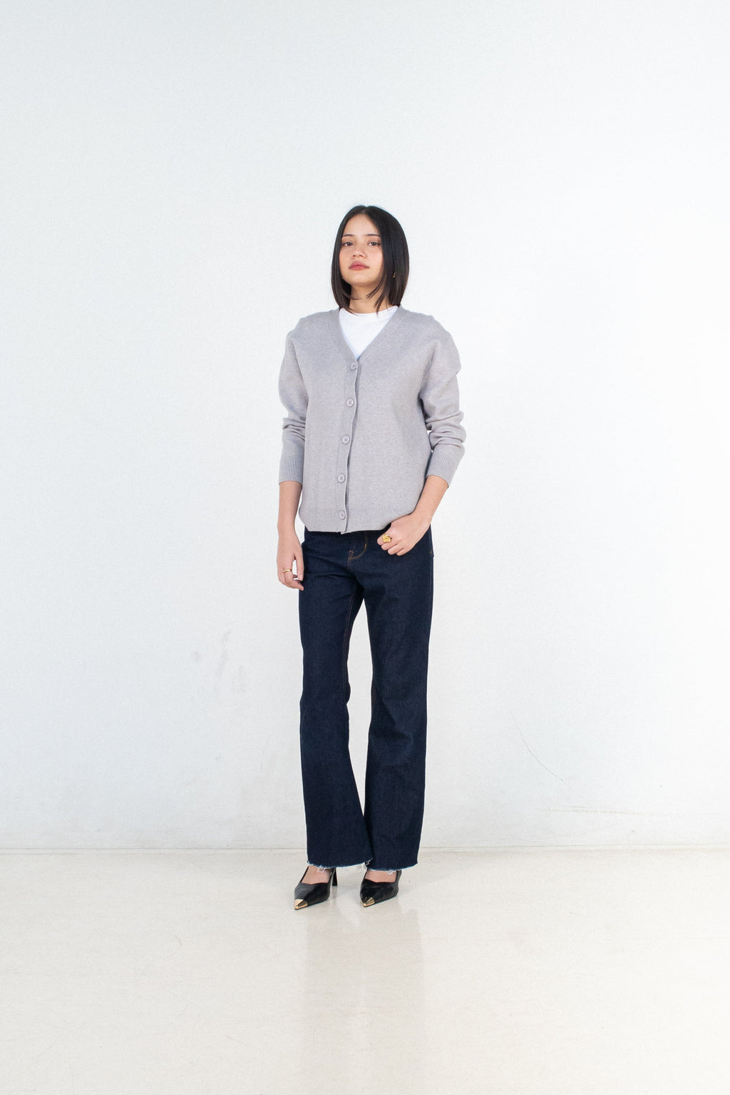 Kia V-neck Cardigan