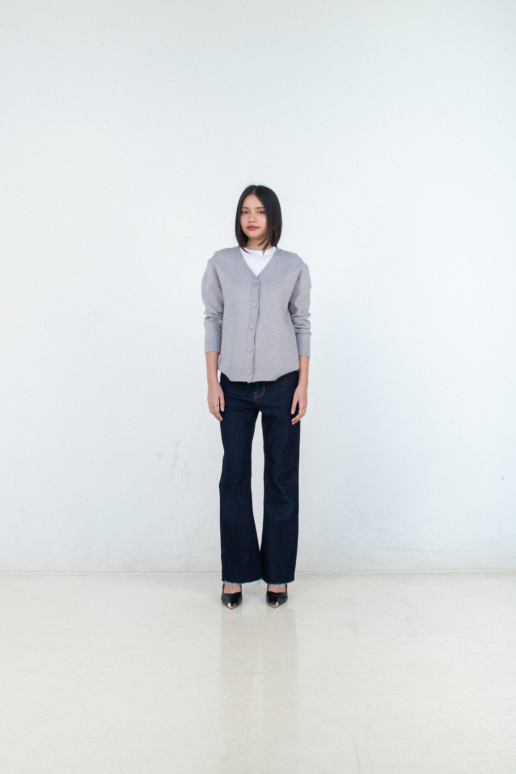 Kia V-neck Cardigan