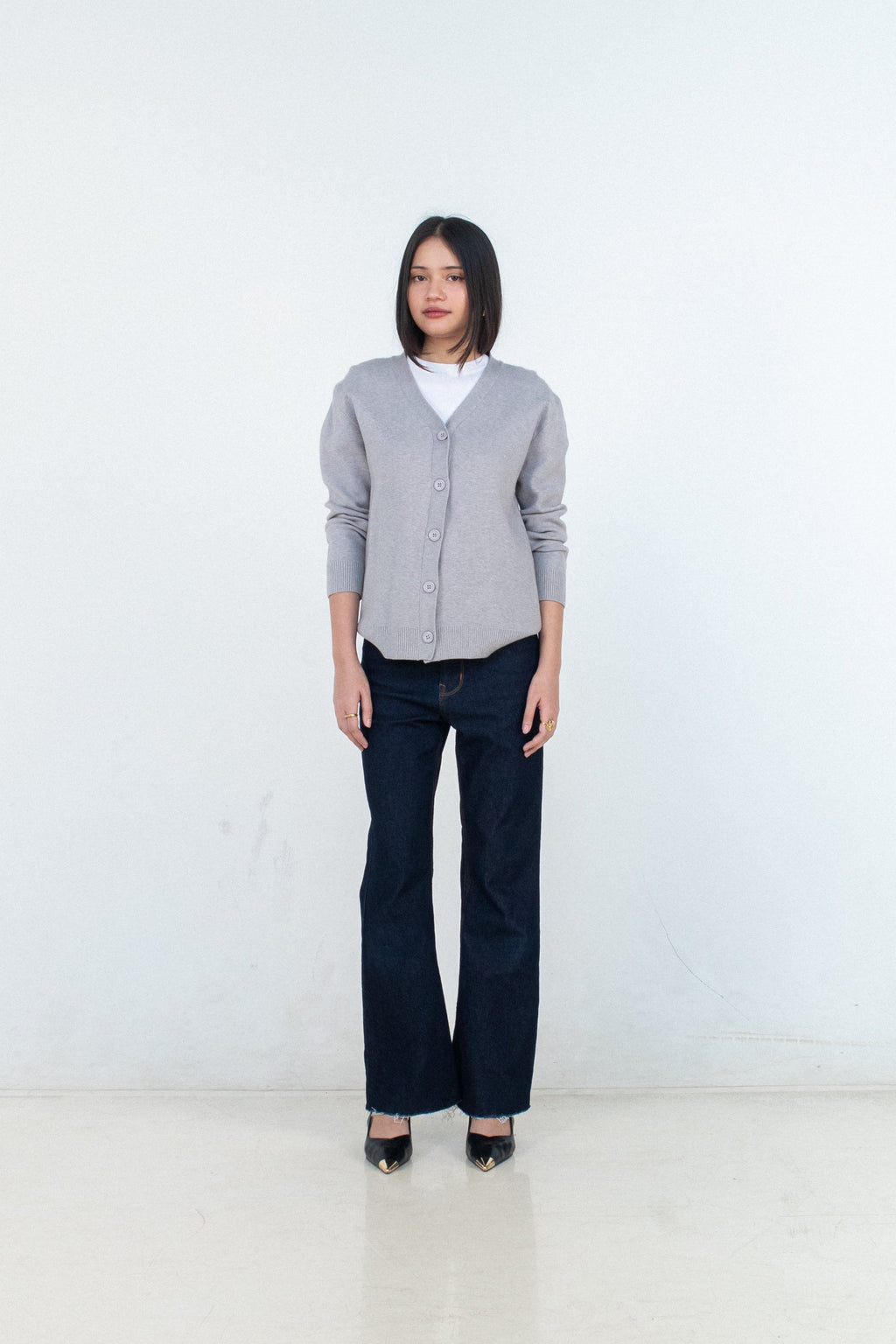 Kia V-neck Cardigan