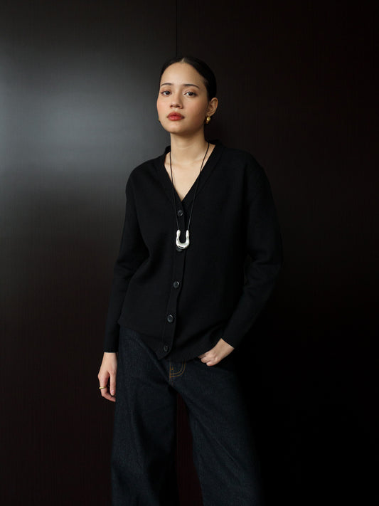 Kia Basic V-neck Cardigan - Black