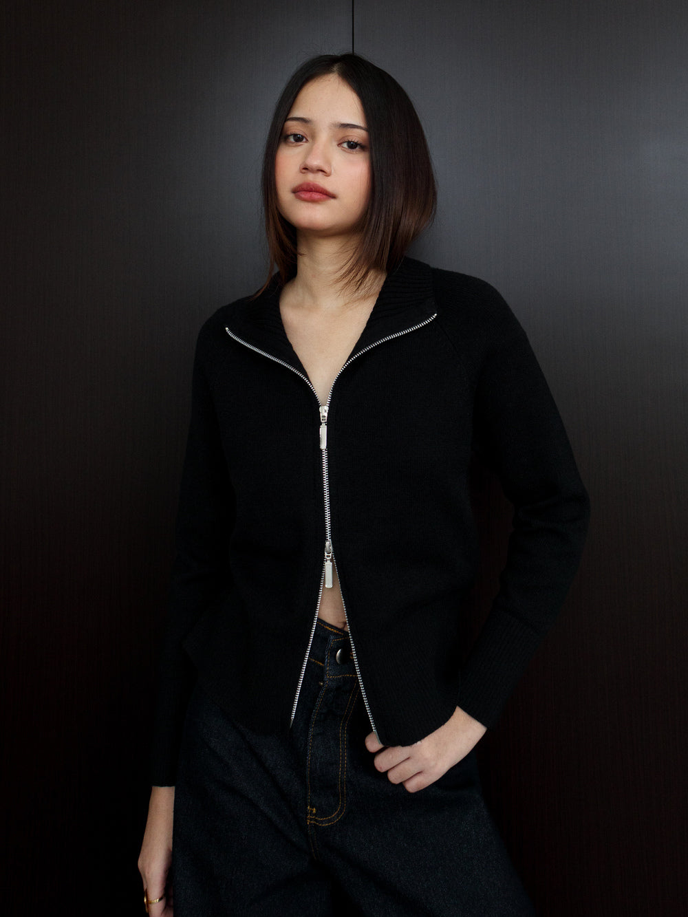 Millia Cropped Knit with Zipper - Black