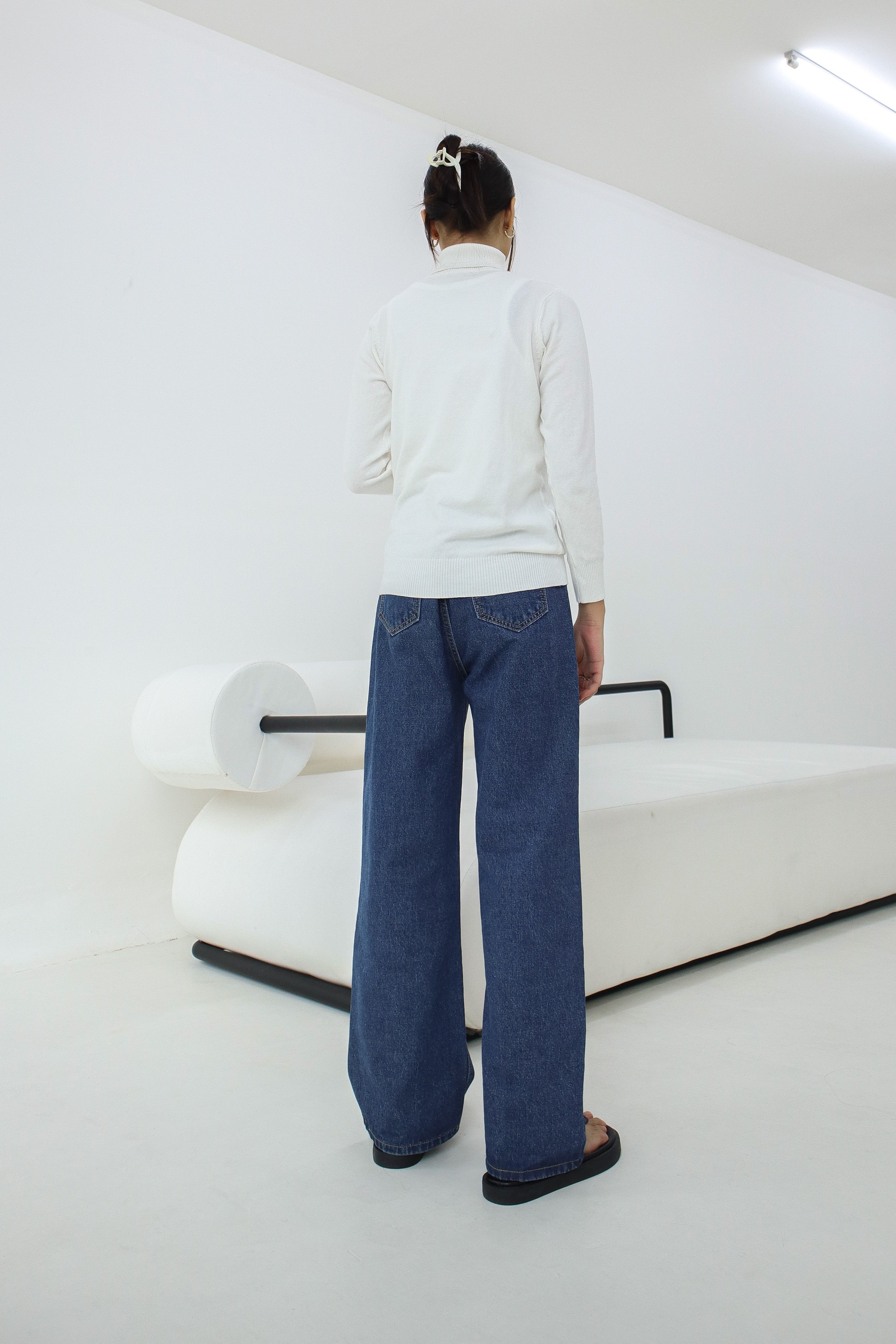Bia High Neck